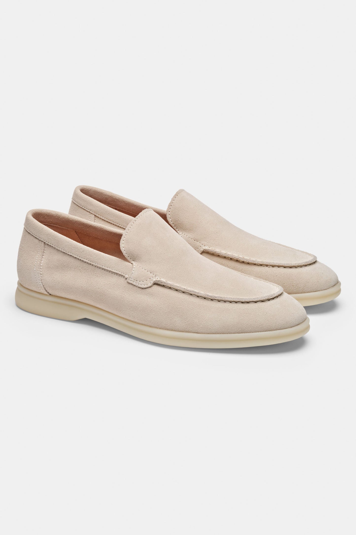 THE CLASSIC LOW LOAFER